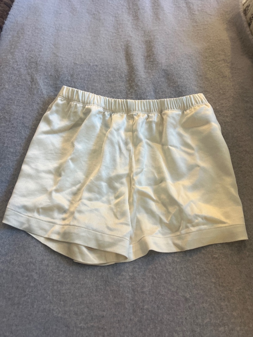 Leset satin short